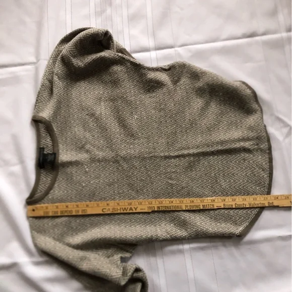 Oatmeal Patterned Batwing Sweater - Picture 5 of 13